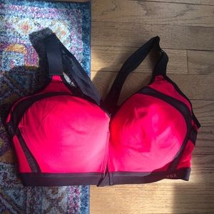 Zip up front close Sport Bra